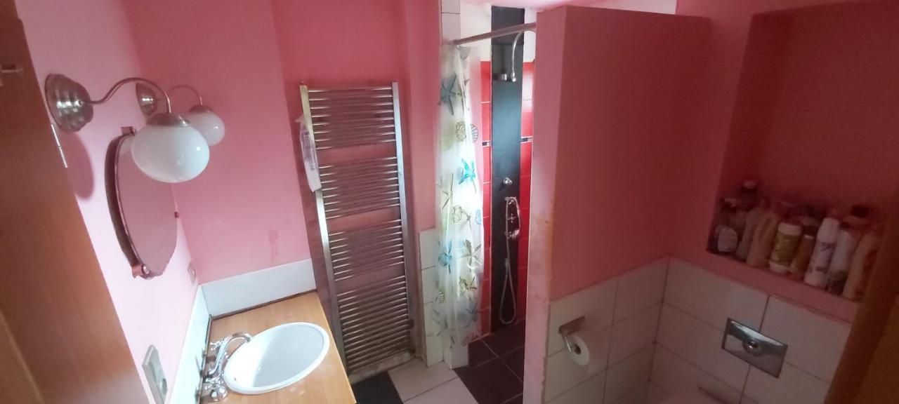 Chata U Rybnika Msecke Zehrovice Экстерьер фото