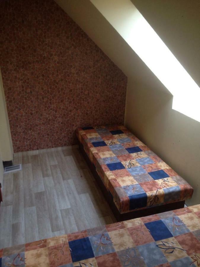 Chata U Rybnika Msecke Zehrovice Экстерьер фото